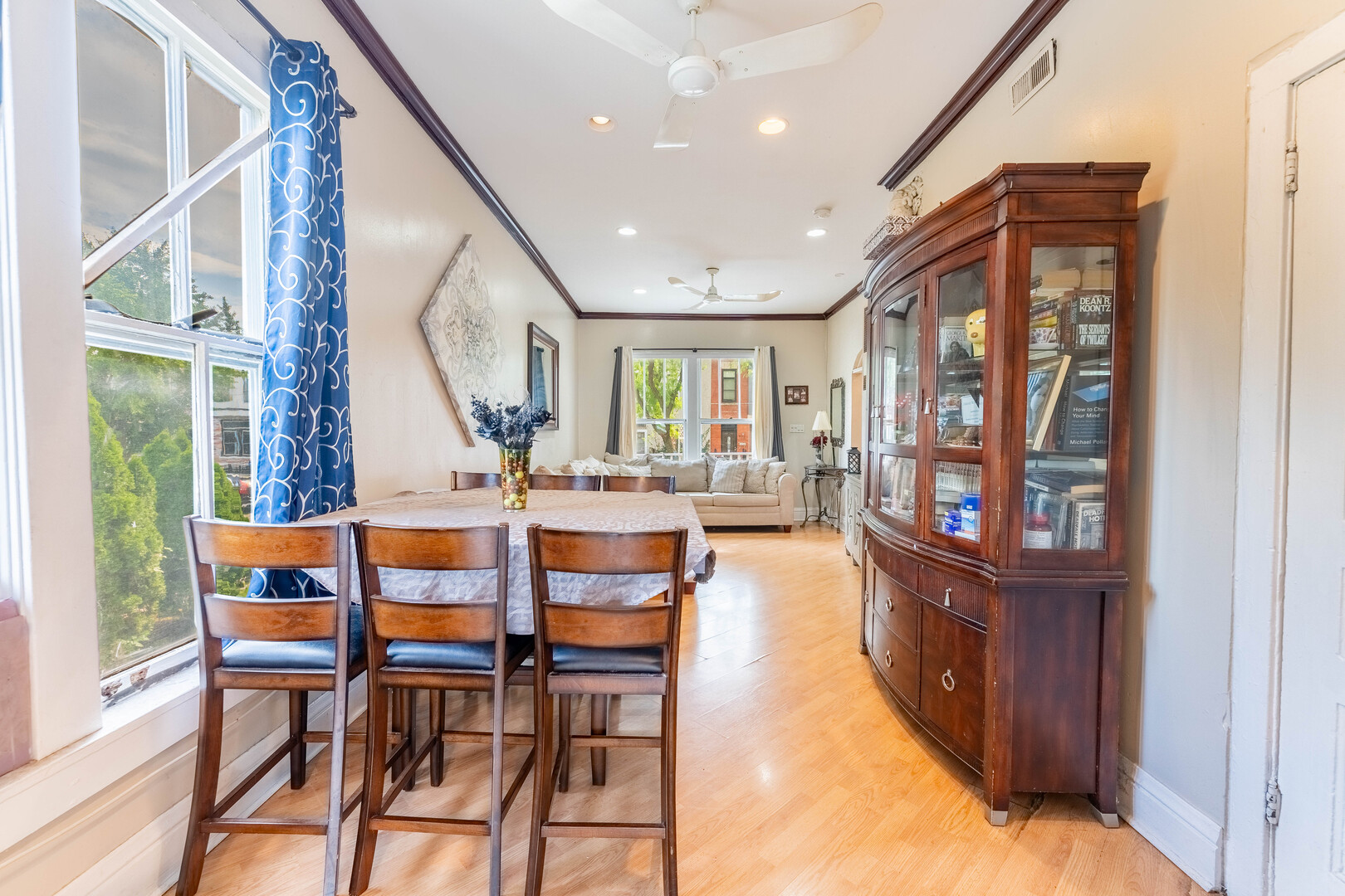 2342 W Altgeld St Chicago, IL 60647