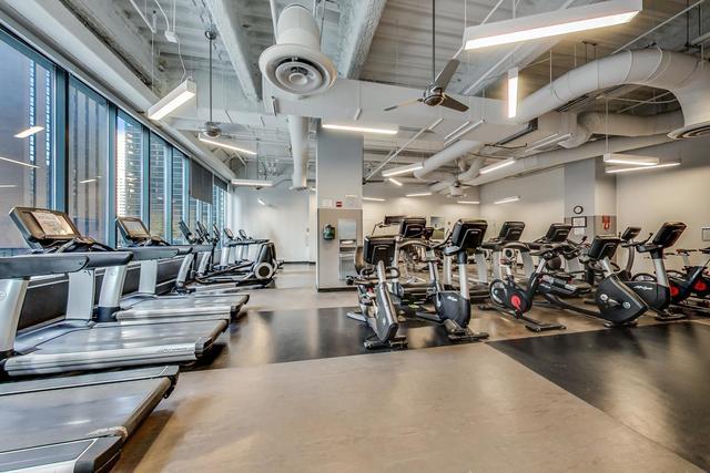 225 N Columbus Dr #5905 Chicago, IL 60601