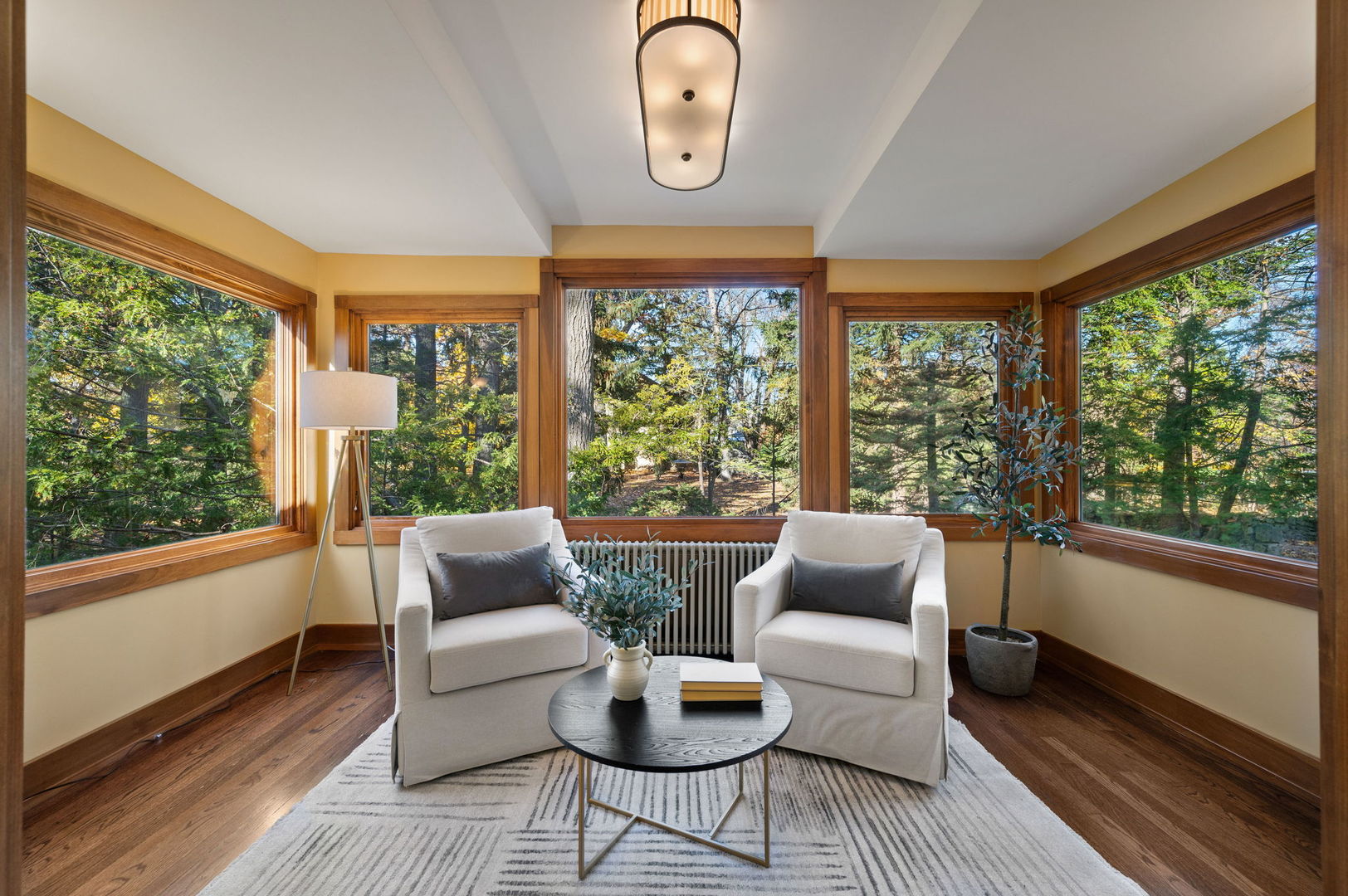 215 Prospect Ave Highland Park, IL 60035