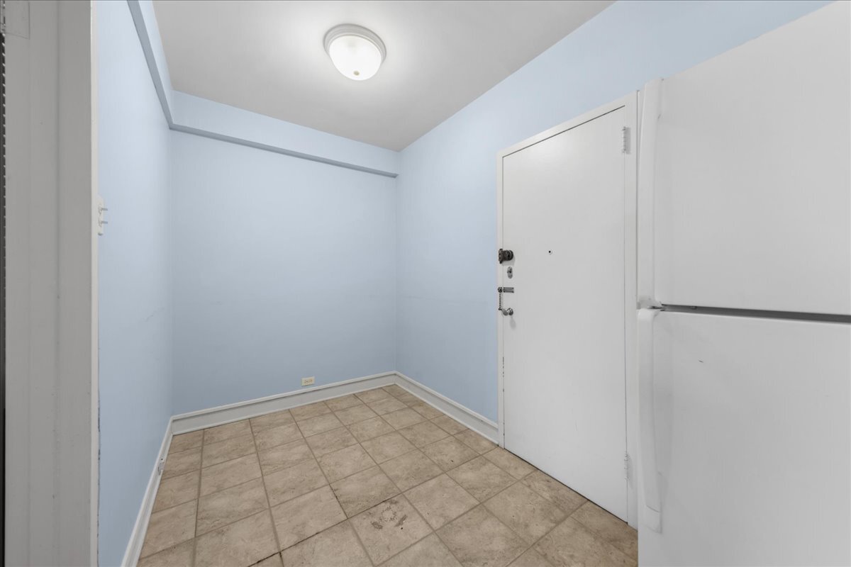 1585 Rdg Ave #502 Evanston, IL 60201