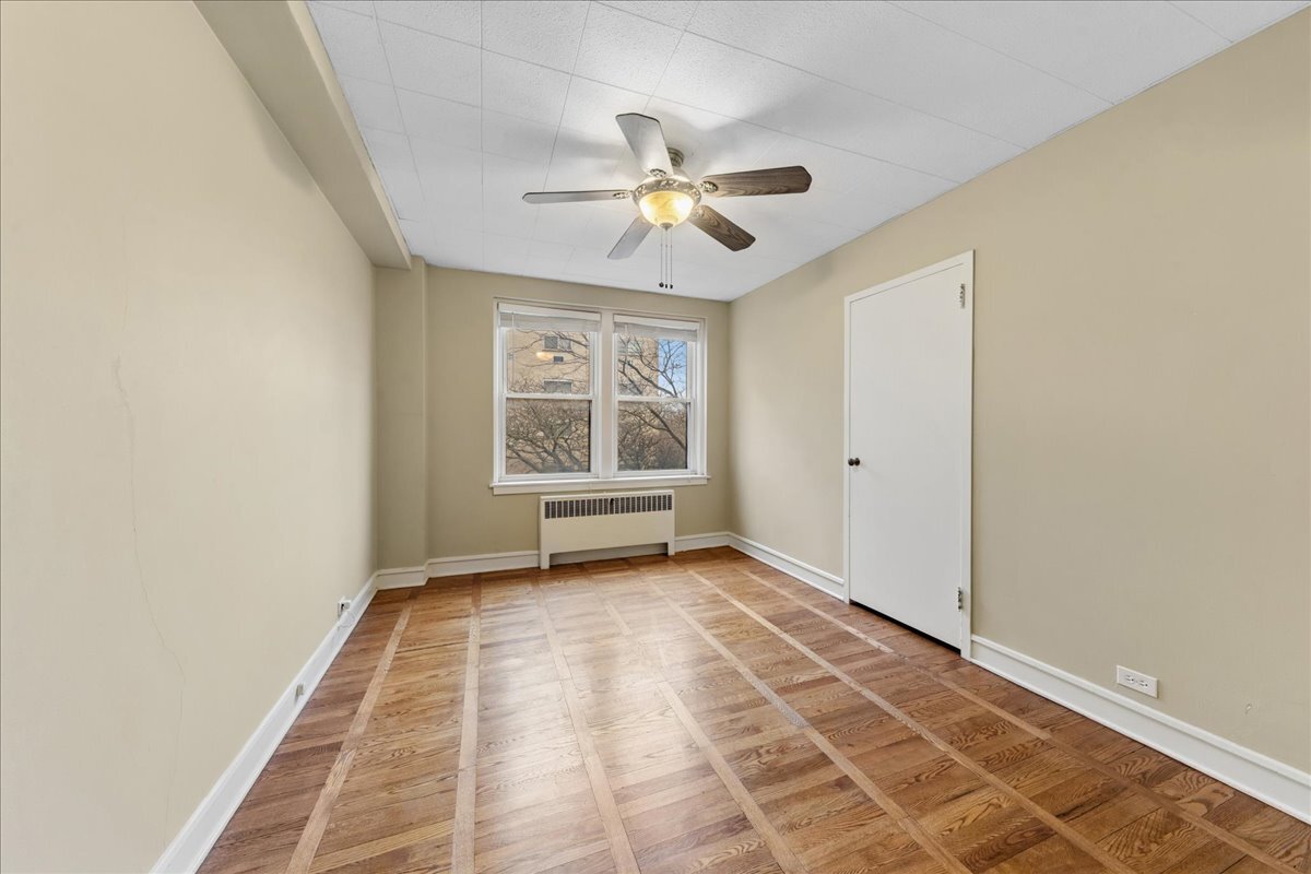 1585 Rdg Ave #502 Evanston, IL 60201