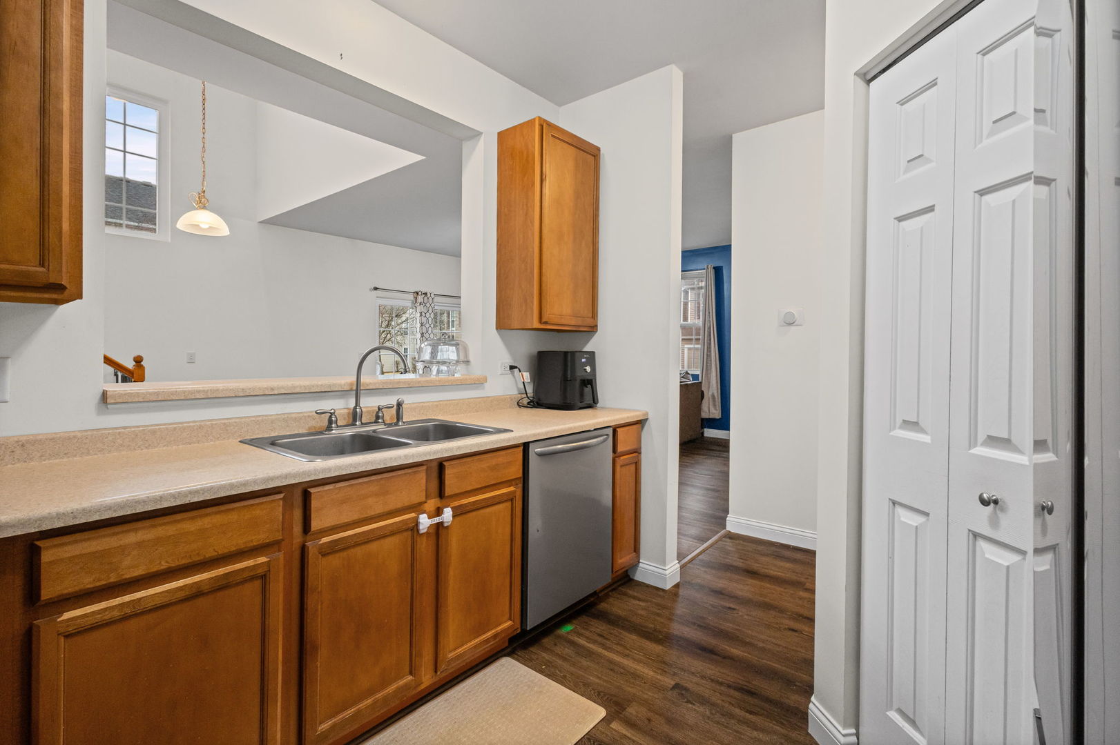 2433 Rocky Hl Cir Joliet, IL 60432