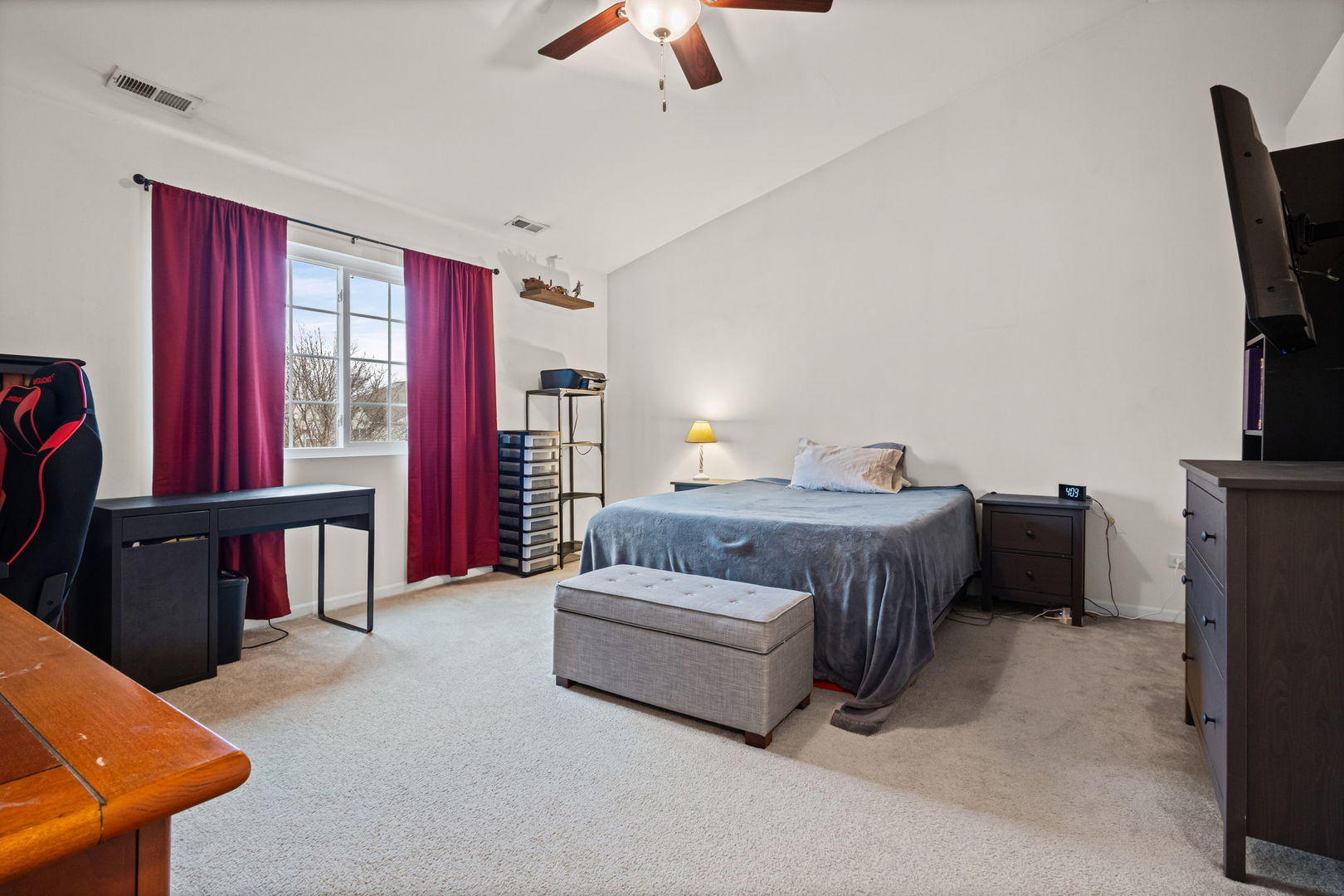 2433 Rocky Hl Cir Joliet, IL 60432