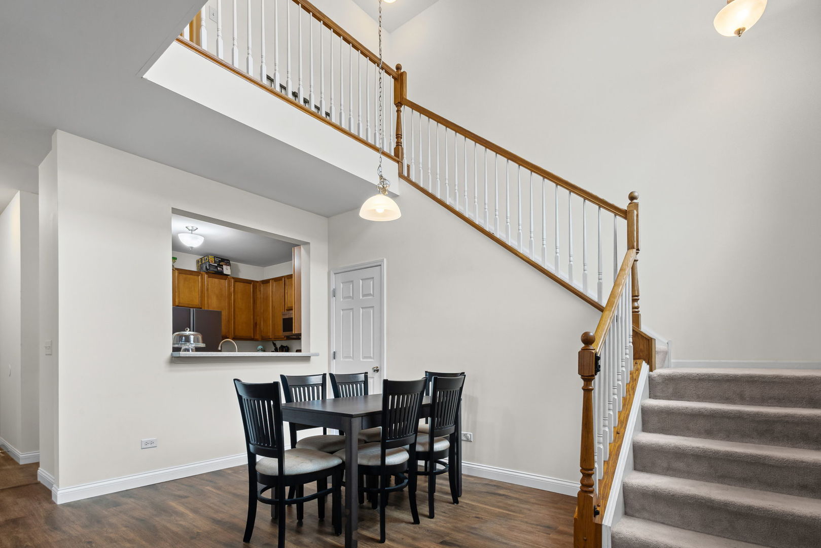 2433 Rocky Hl Cir Joliet, IL 60432