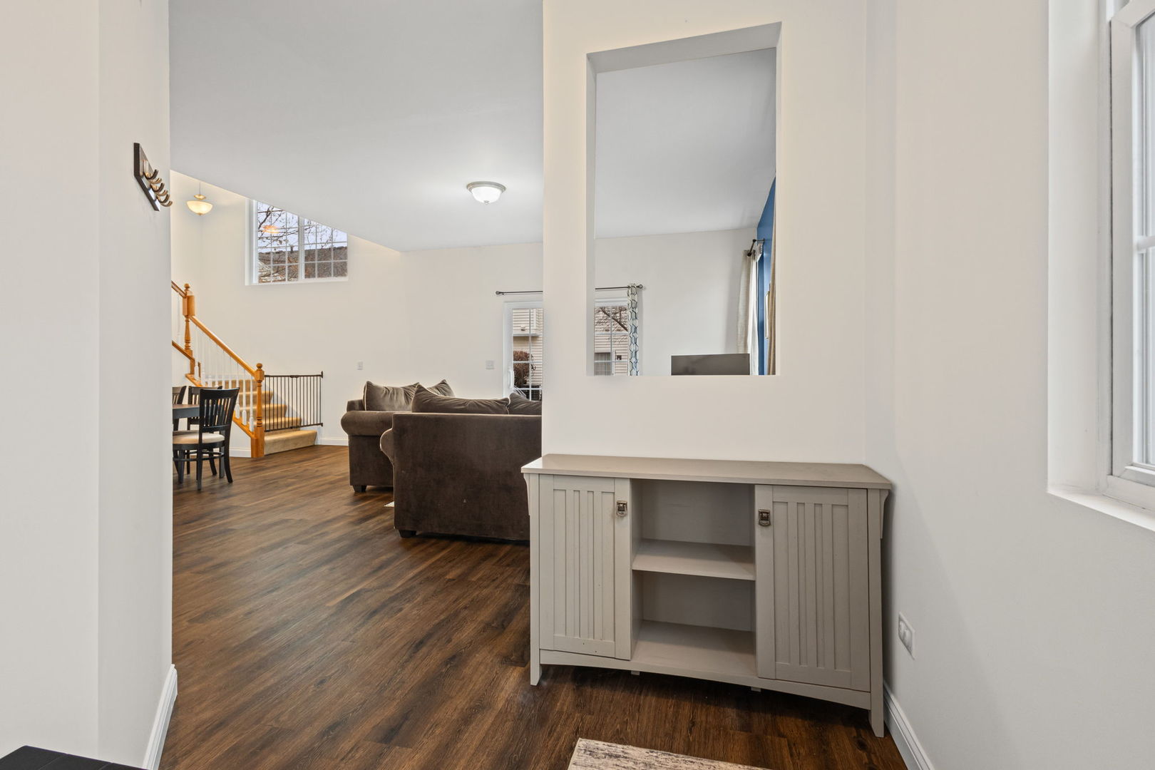 2433 Rocky Hl Cir Joliet, IL 60432