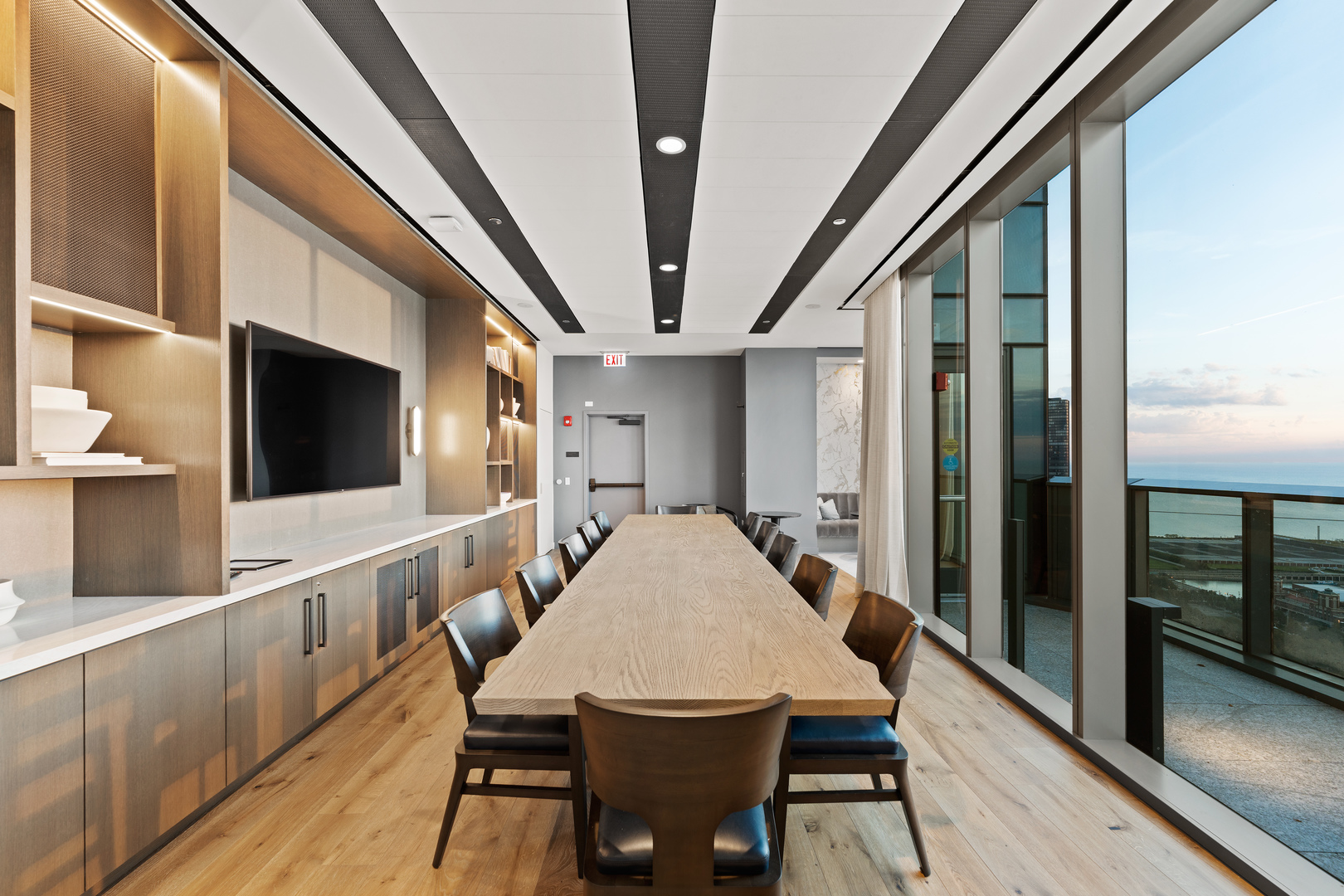 211 N Hbr Dr #406 Chicago, IL 60601