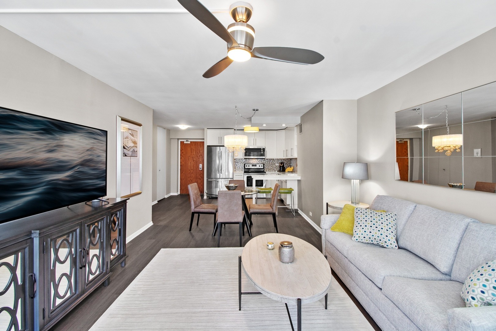 155 N Hbr Dr #2506