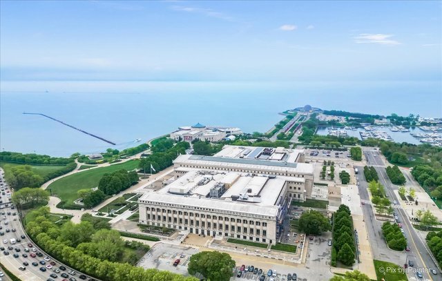 1211 S Prairie Ave #5400 Chicago, IL 60605