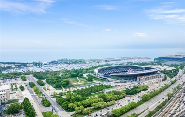 1211 S Prairie Ave #5400 Chicago, IL 60605