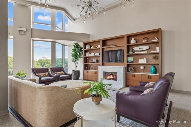 1211 S Prairie Ave #5400 Chicago, IL 60605