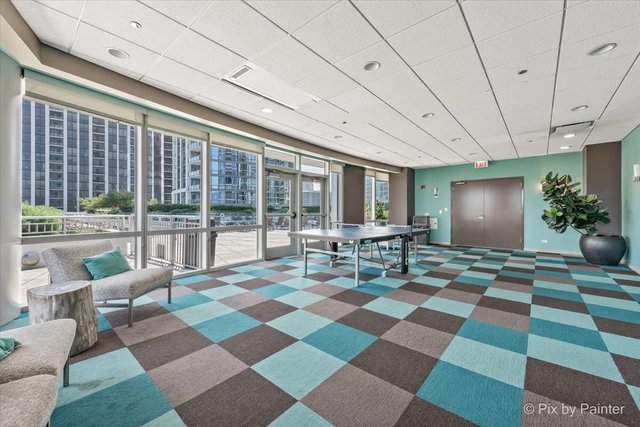 1211 S Prairie Ave #5400 Chicago, IL 60605