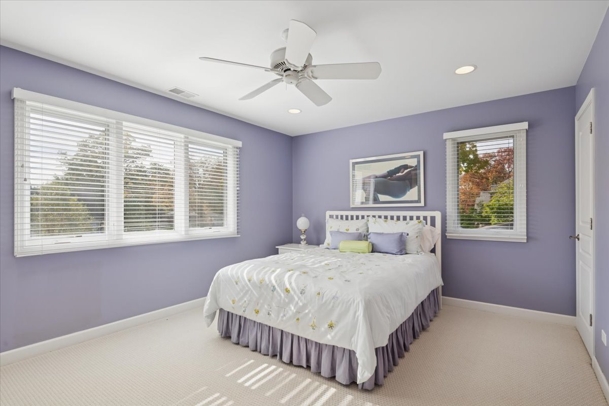 602 Warwick Rd Deerfield, IL 60015