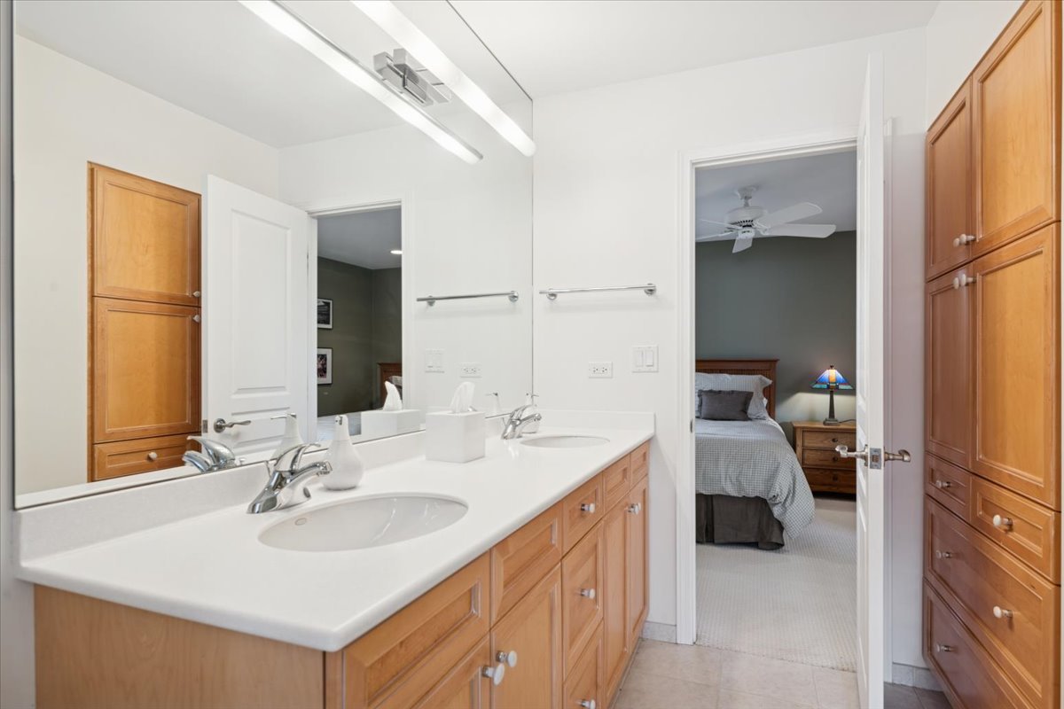 602 Warwick Rd Deerfield, IL 60015