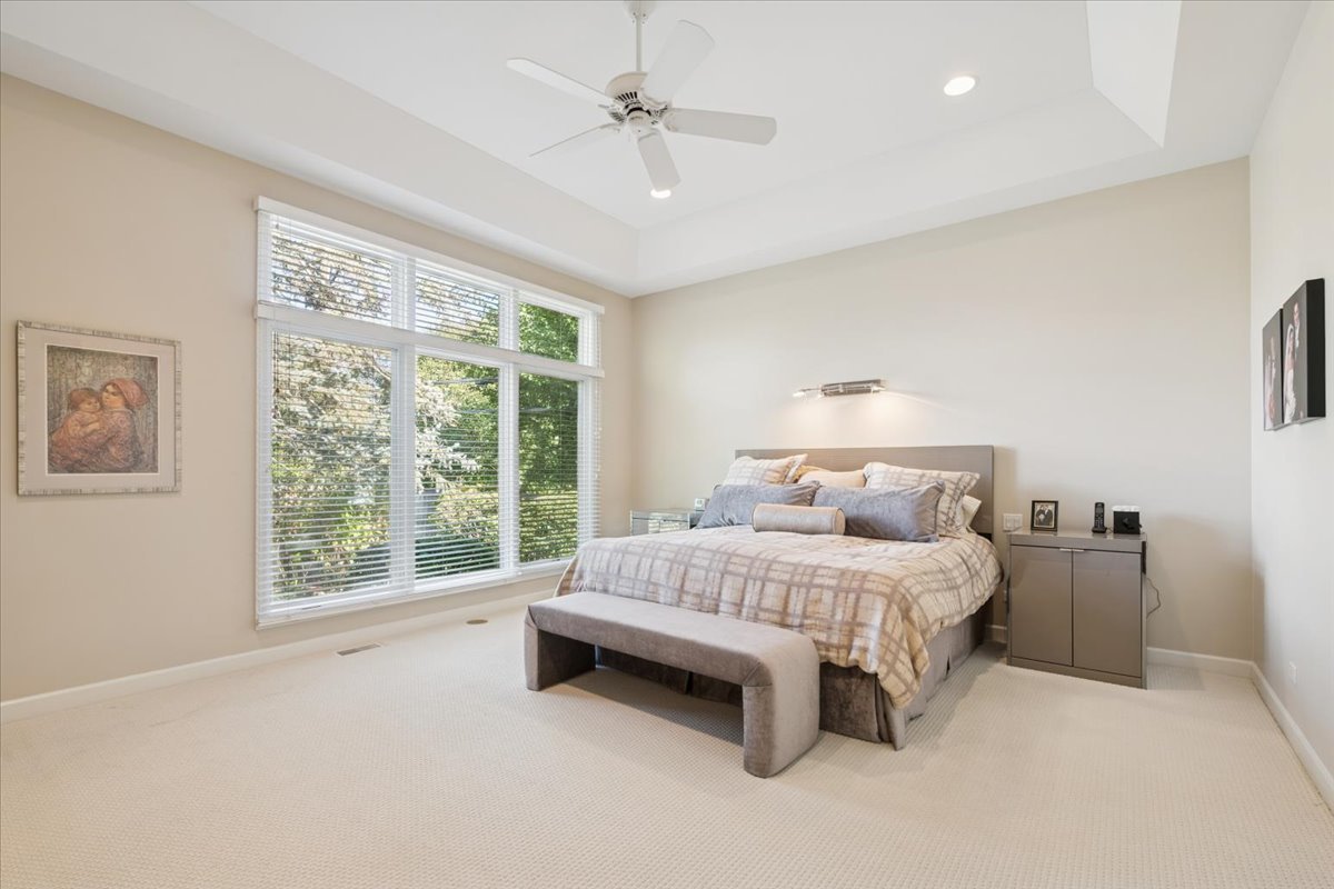 602 Warwick Rd Deerfield, IL 60015