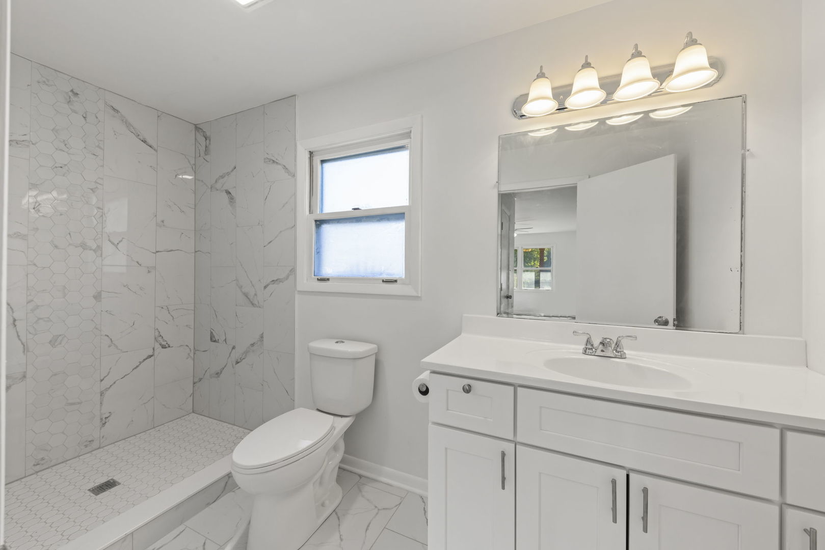 2337 Golfview Dr Joliet, IL 60435