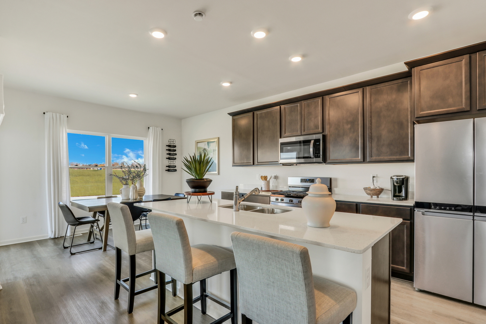 511 Adirondack Ct Joliet, IL 60436