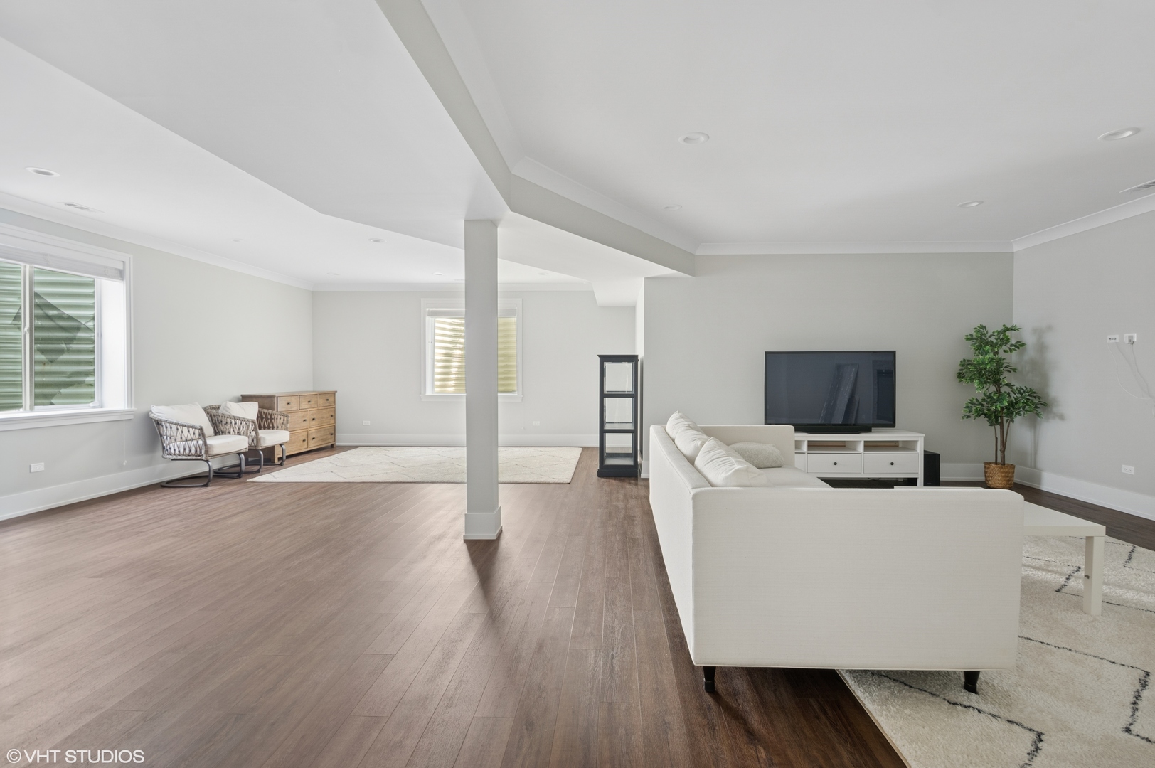 428 Beverly Dr Wilmette, IL 60091