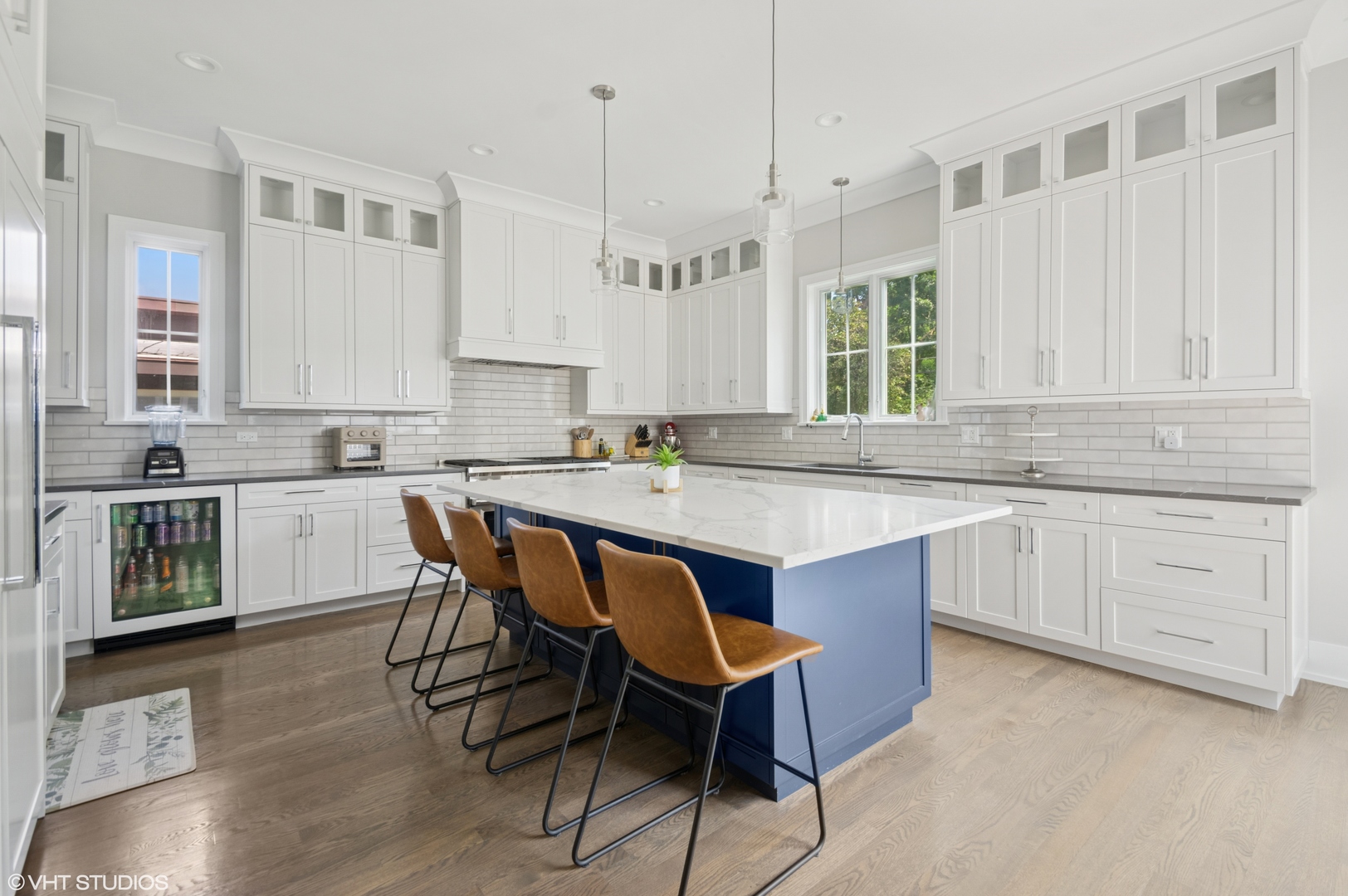 428 Beverly Dr Wilmette, IL 60091