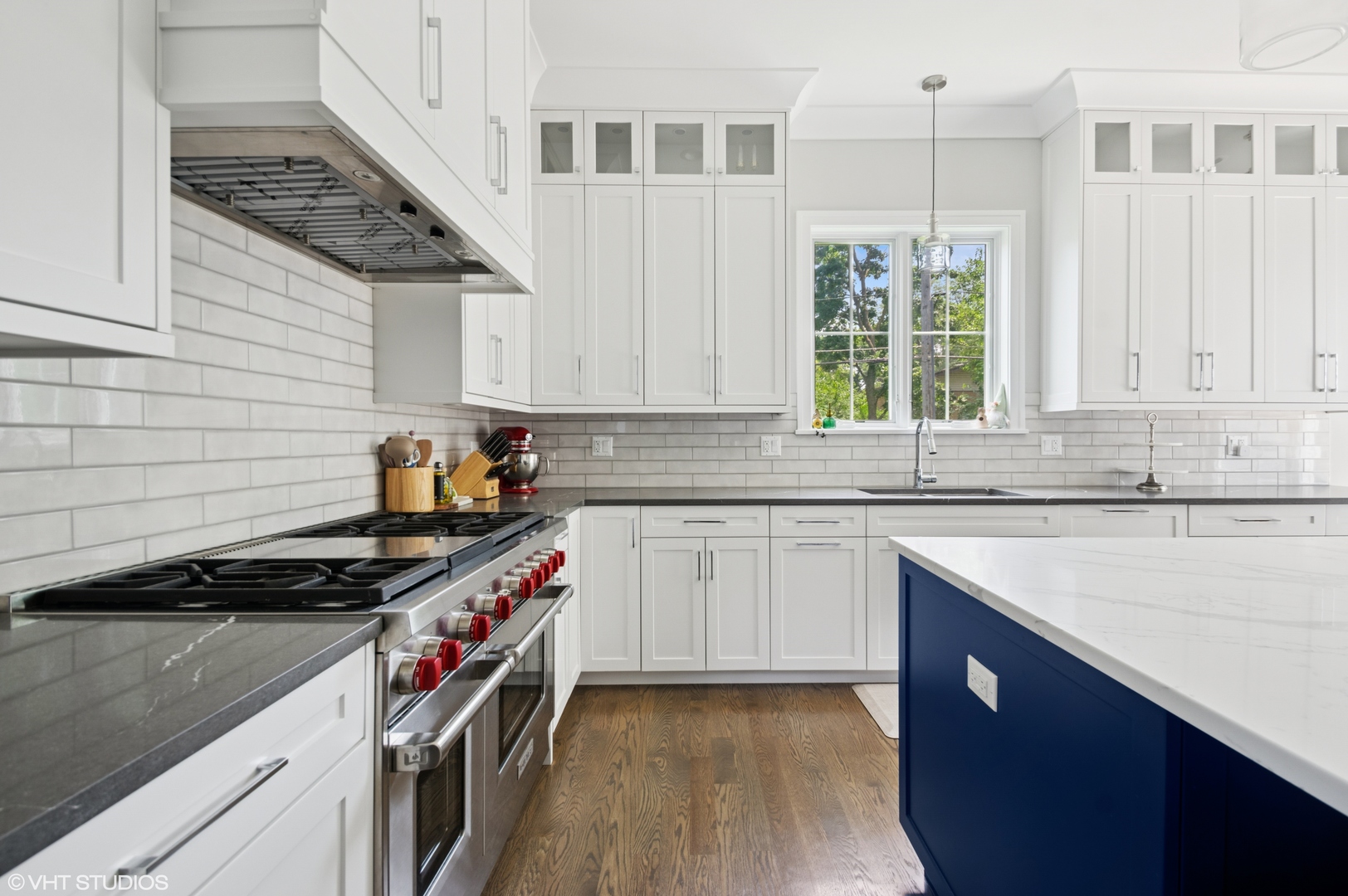 428 Beverly Dr Wilmette, IL 60091