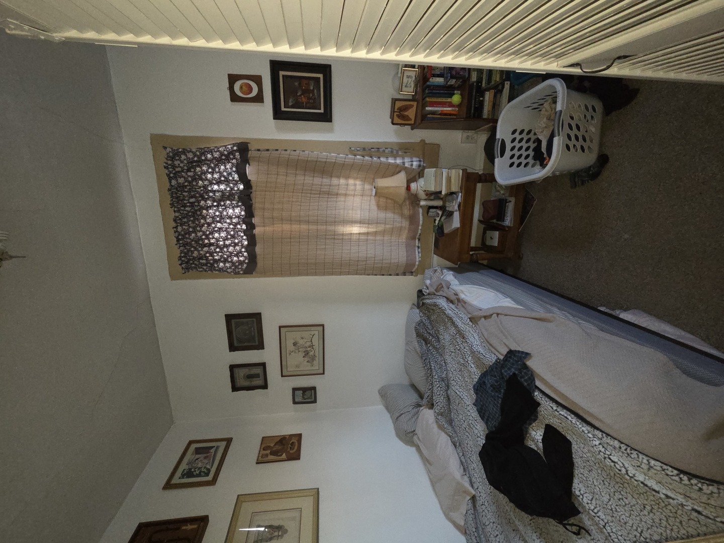 2310 N Hoyne Ave Chicago, IL 60647