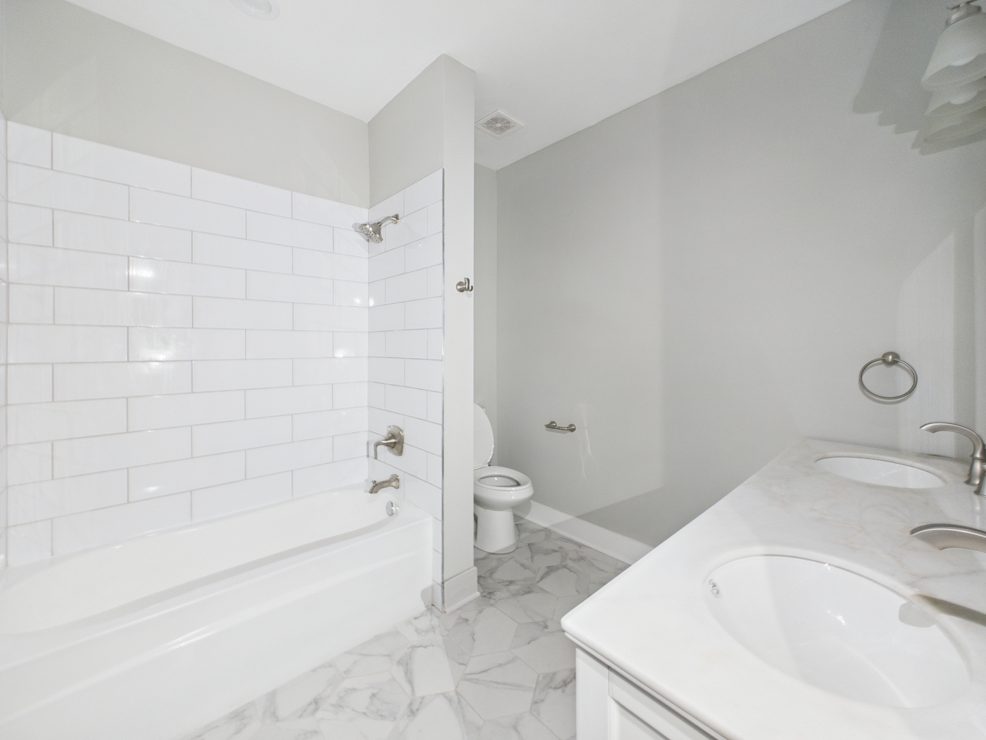 840 S Cuyler Ave Oak Park, IL 60304