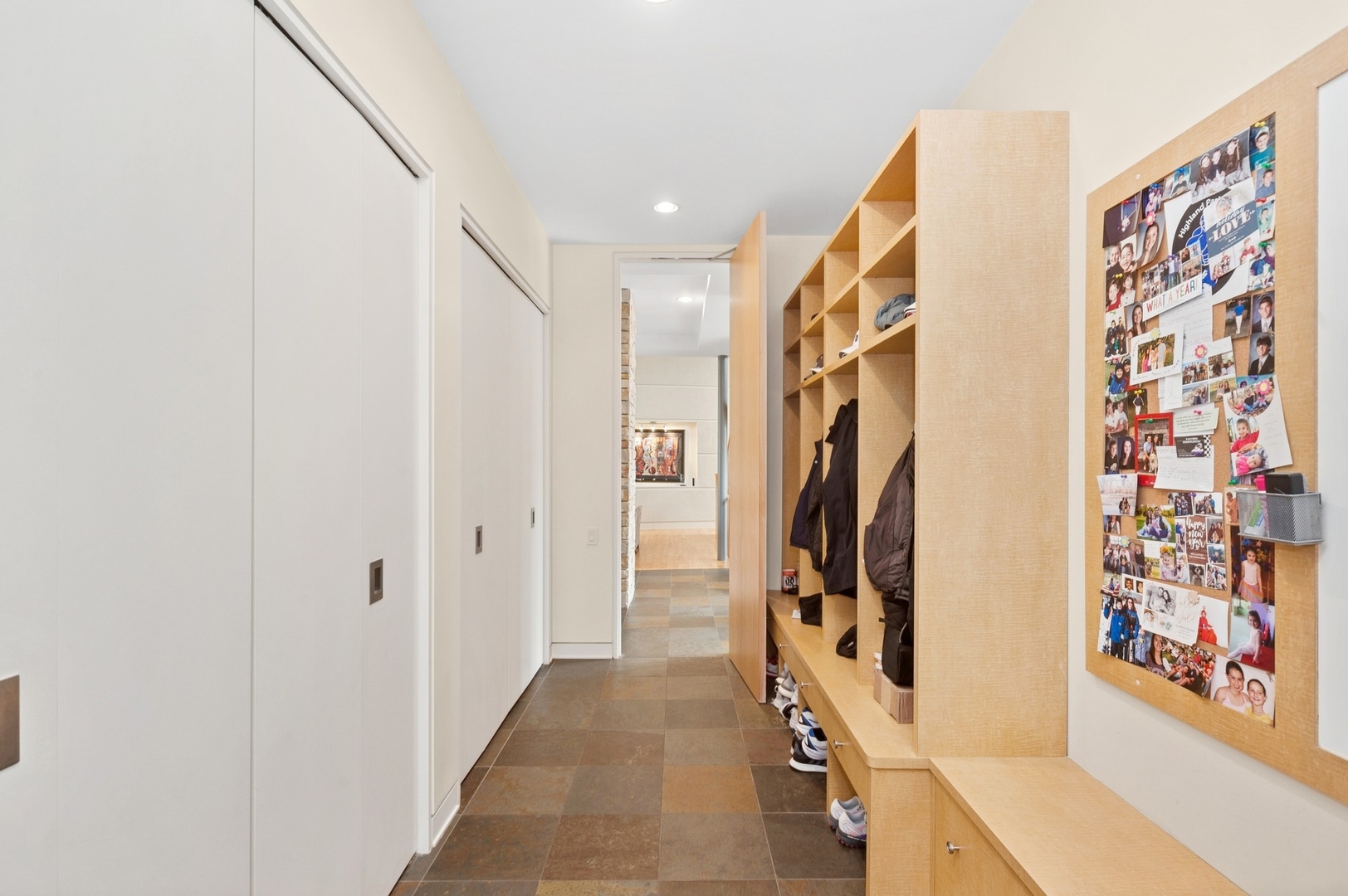 282 Linden Park Pl Highland Park, IL 60035