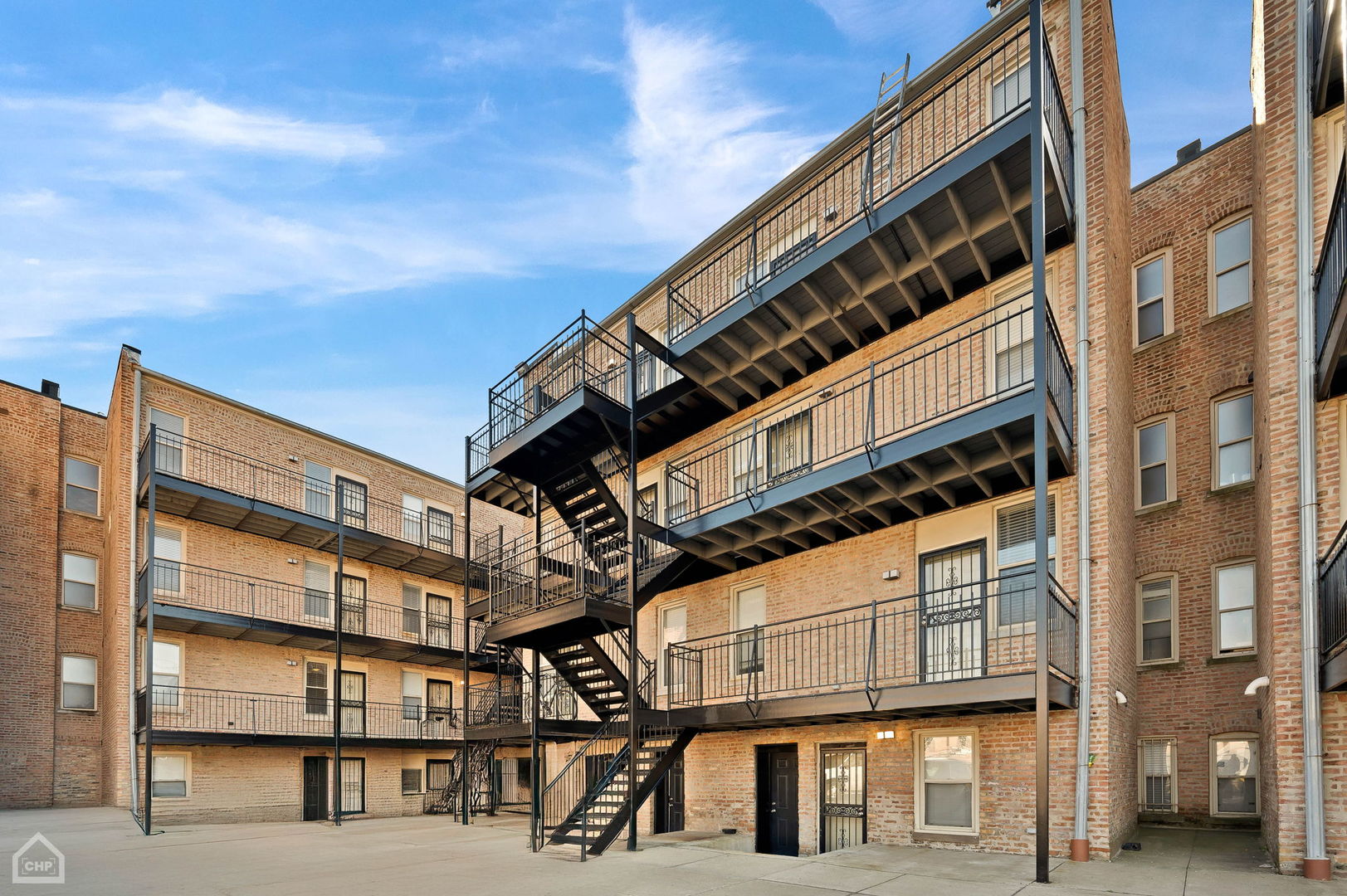 4358 S Prairie Ave Chicago, IL 60653