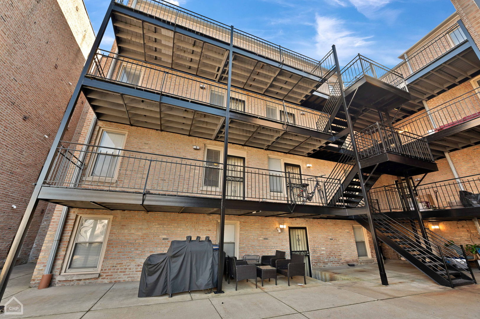 4358 S Prairie Ave Chicago, IL 60653