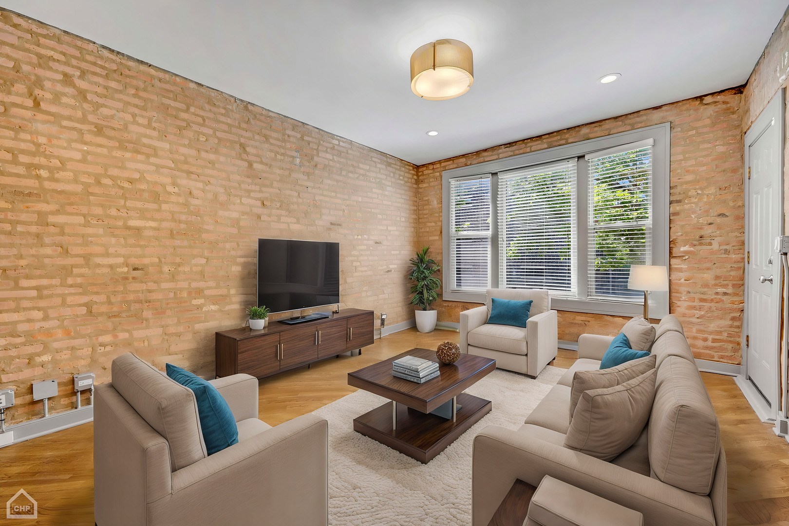 4358 S Prairie Ave Chicago, IL 60653