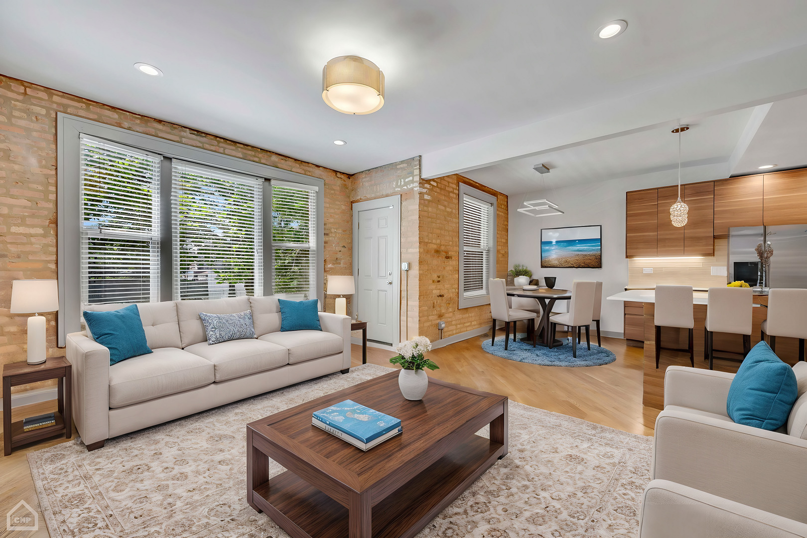 4358 S Prairie Ave Chicago, IL 60653