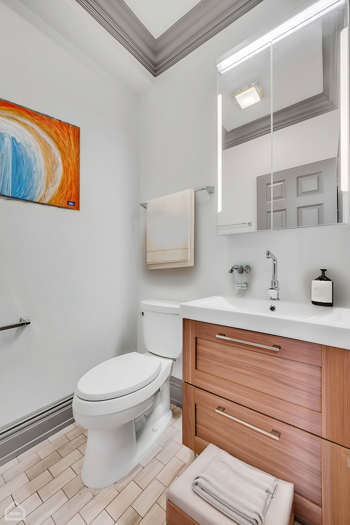 4358 S Prairie Ave Chicago, IL 60653