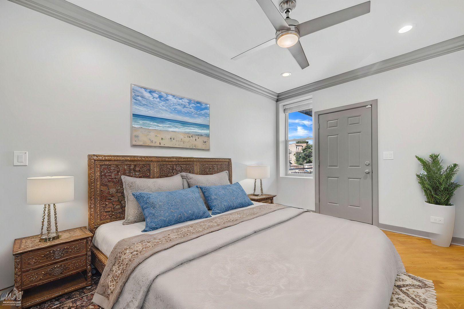 4358 S Prairie Ave Chicago, IL 60653