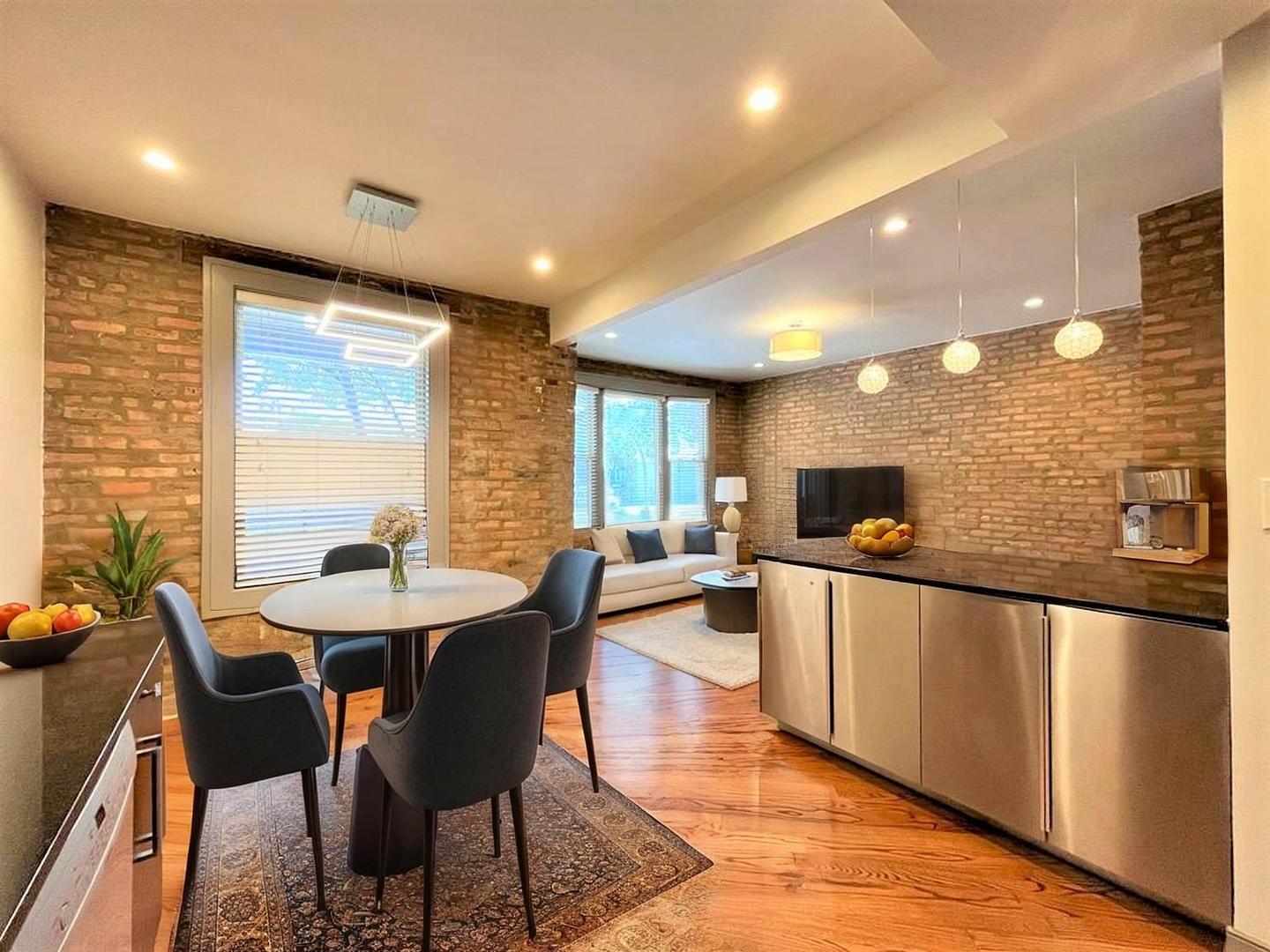 4358 S Prairie Ave Chicago, IL 60653