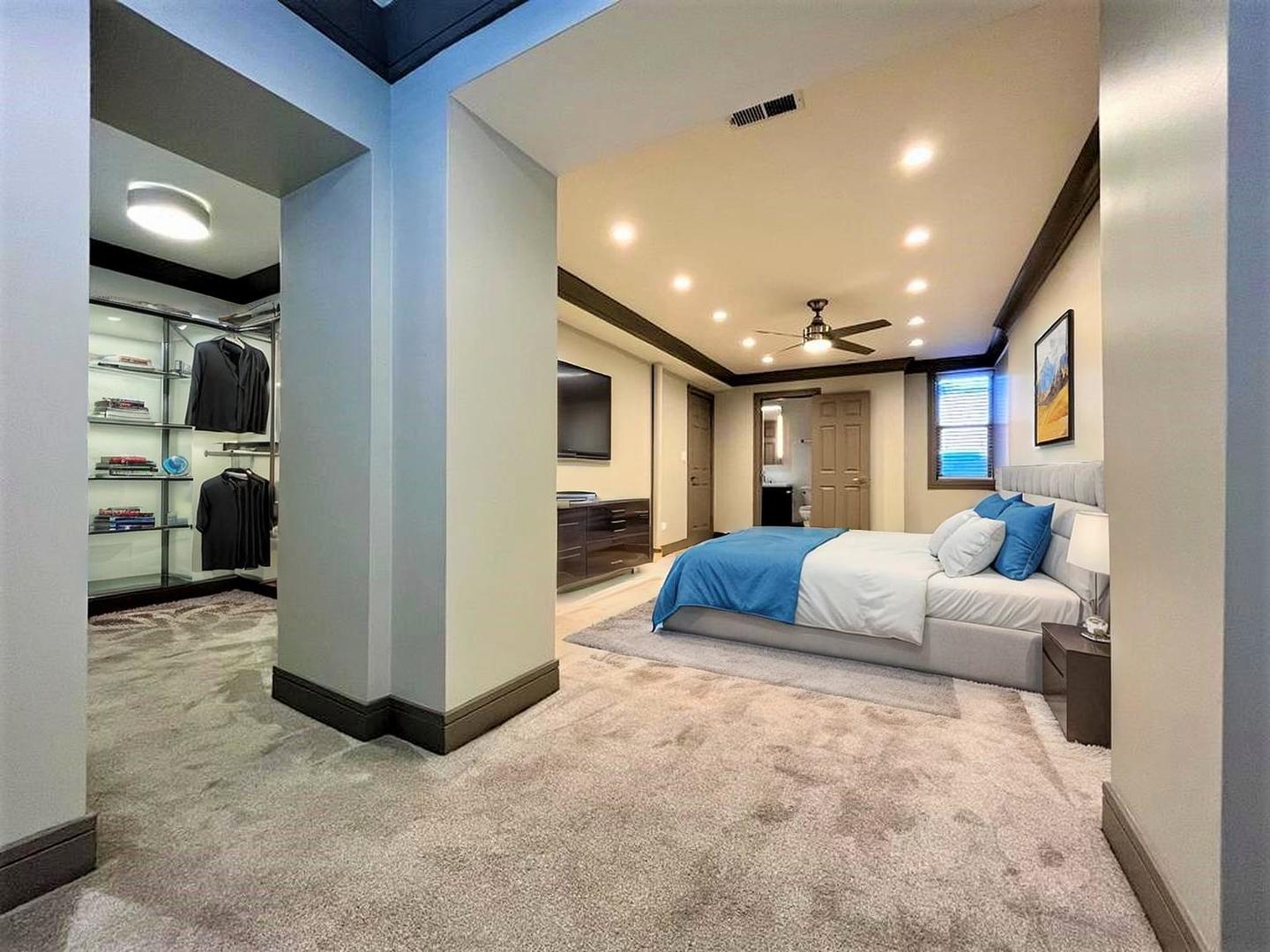 4358 S Prairie Ave Chicago, IL 60653