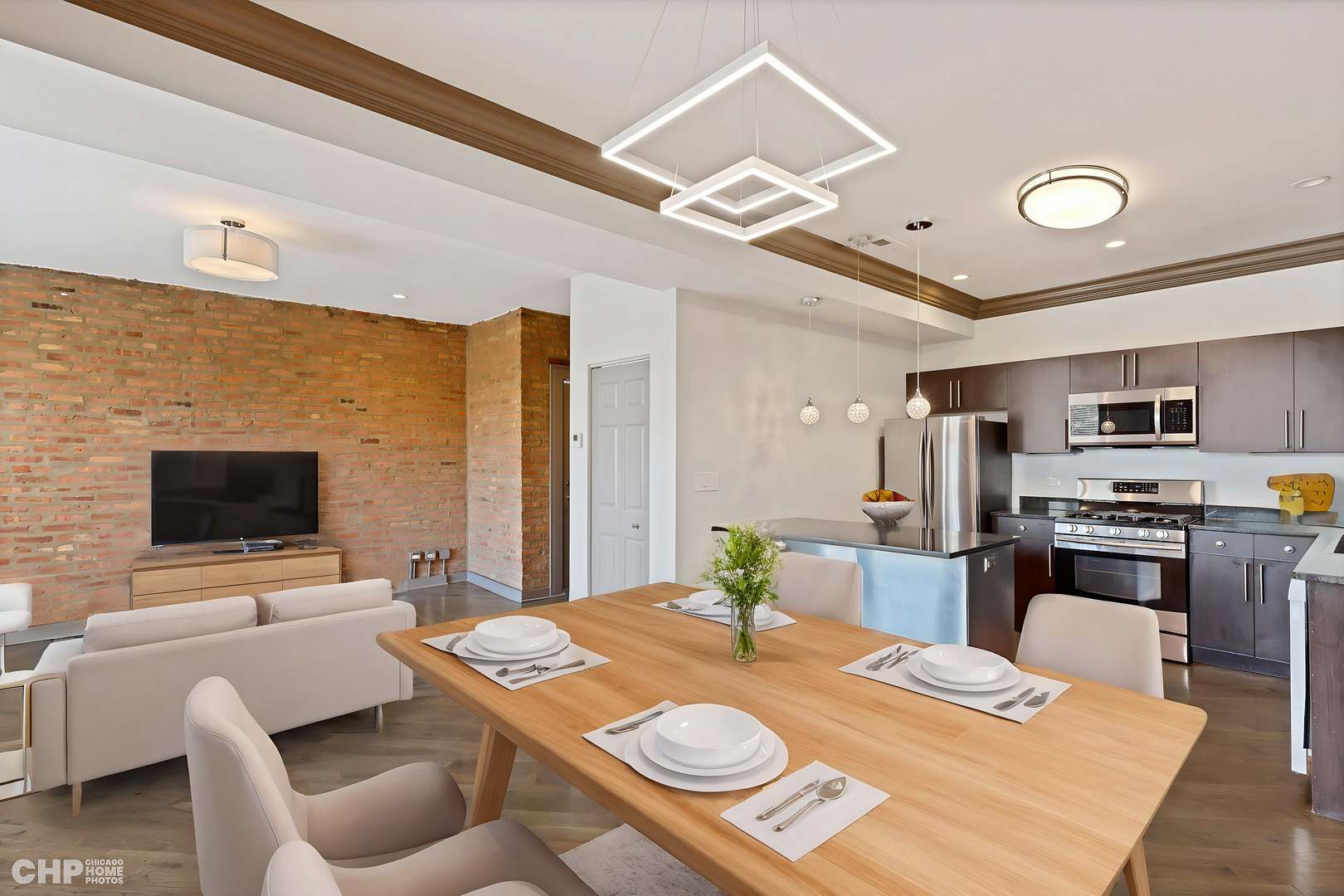 4358 S Prairie Ave Chicago, IL 60653