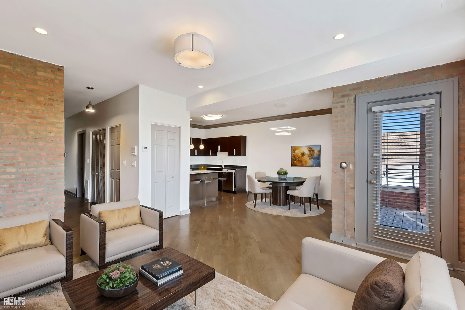 4358 S Prairie Ave Chicago, IL 60653