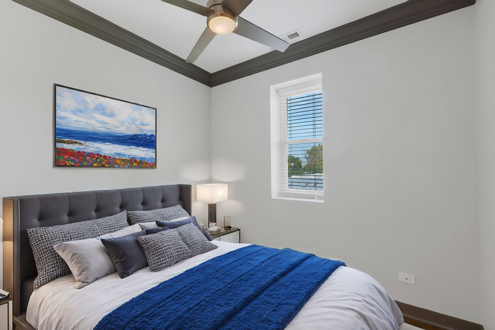 4358 S Prairie Ave Chicago, IL 60653