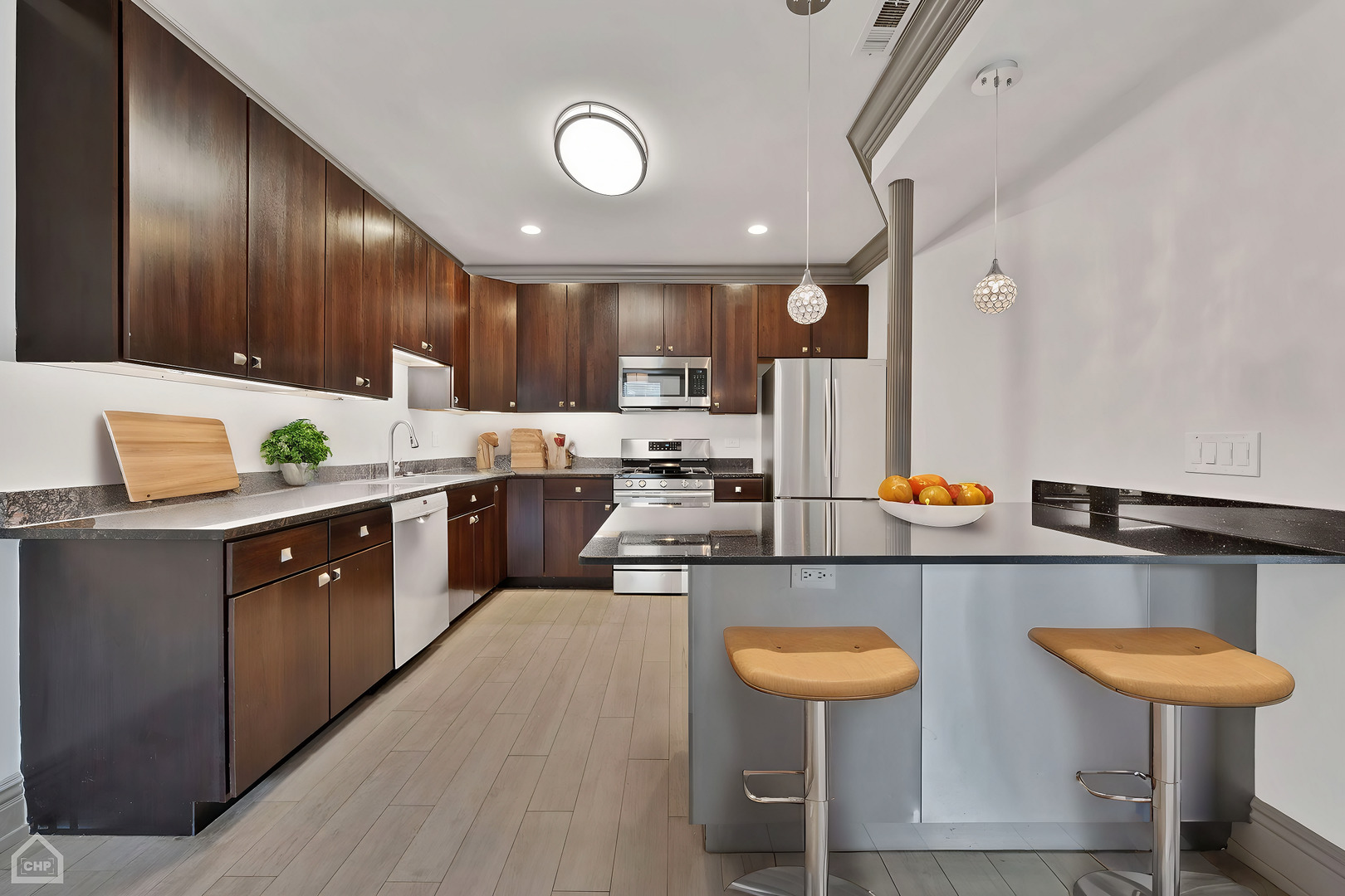 4358 S Prairie Ave Chicago, IL 60653