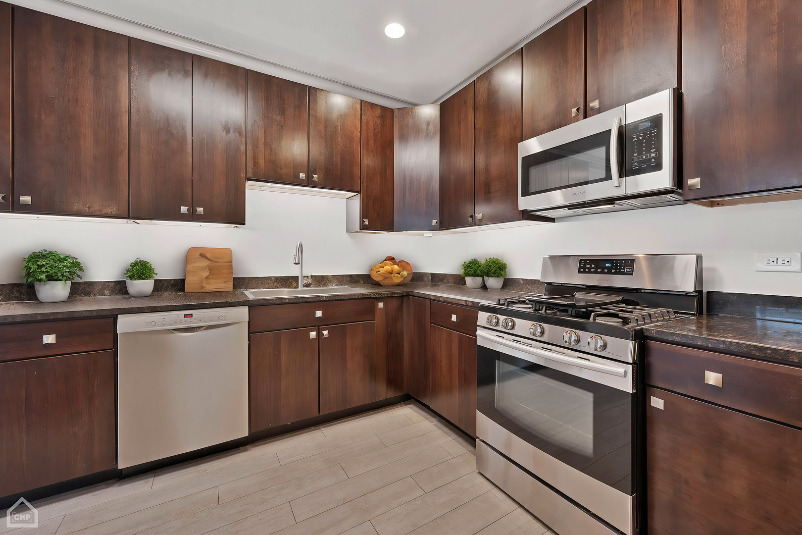 4358 S Prairie Ave Chicago, IL 60653