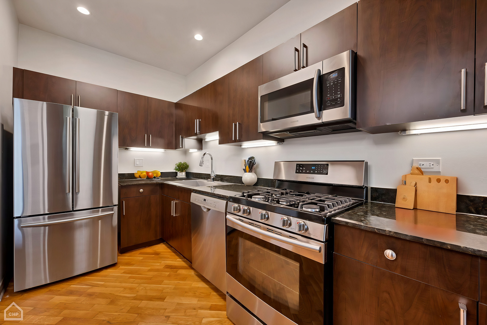 4358 S Prairie Ave Chicago, IL 60653