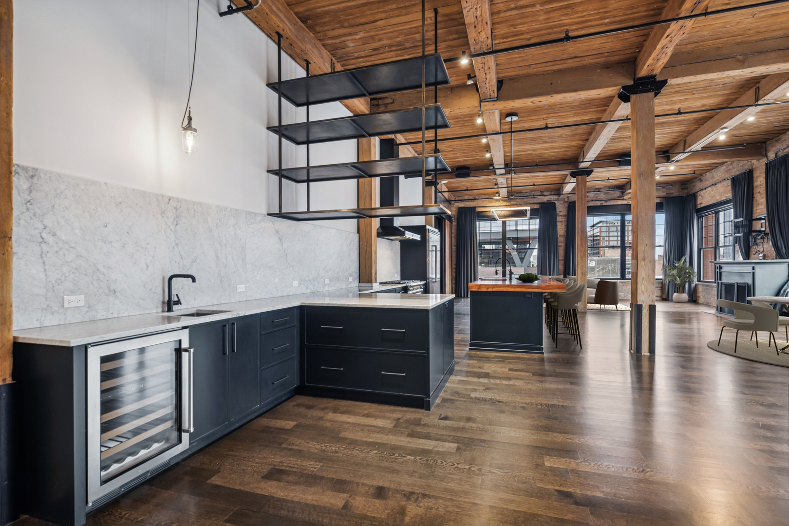 1000 W Washington Blvd #436-437 Chicago, IL 60607