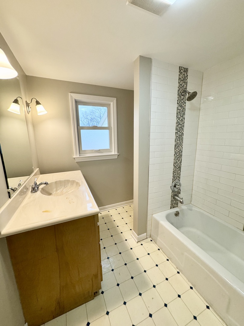 3006 Willardshire Rd Joliet, IL 60431