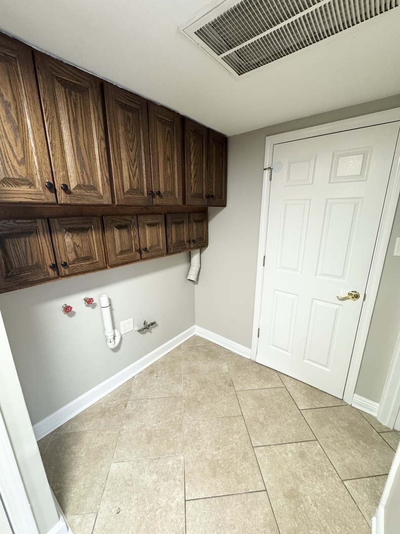 3006 Willardshire Rd Joliet, IL 60431