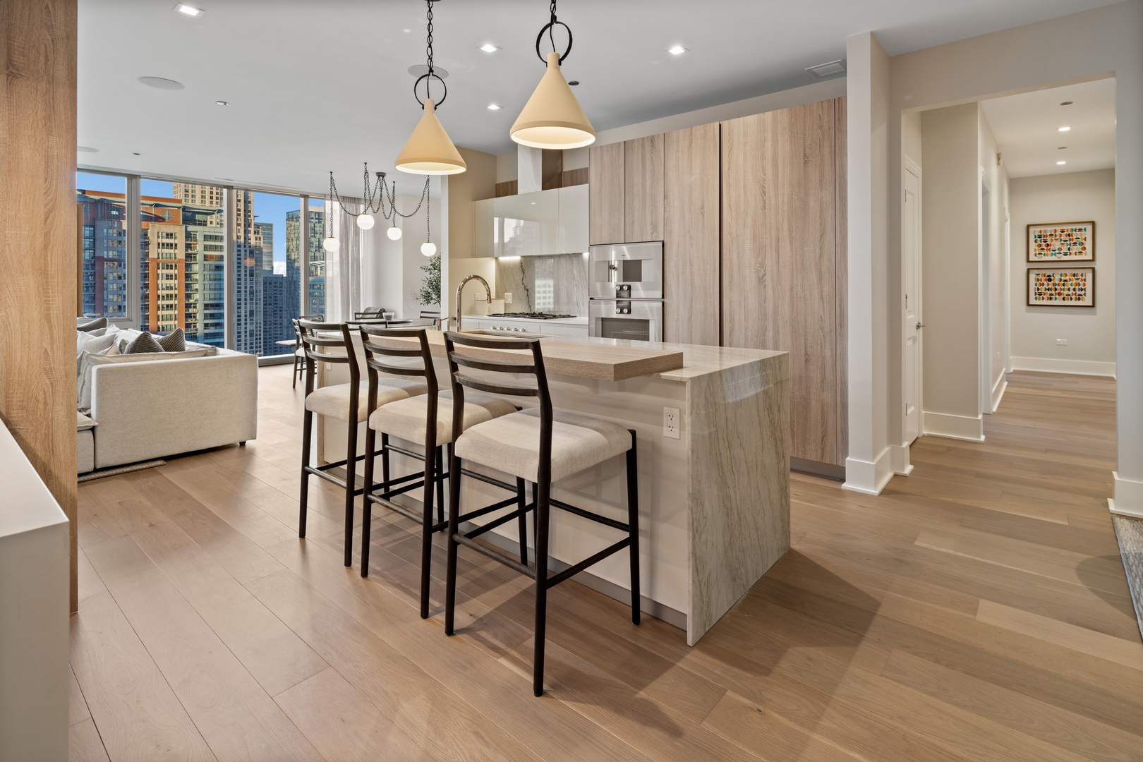 363 E Wacker Dr #1906 Chicago, IL 60601