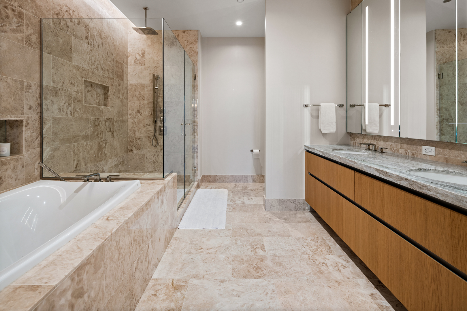 363 E Wacker Dr #1906 Chicago, IL 60601