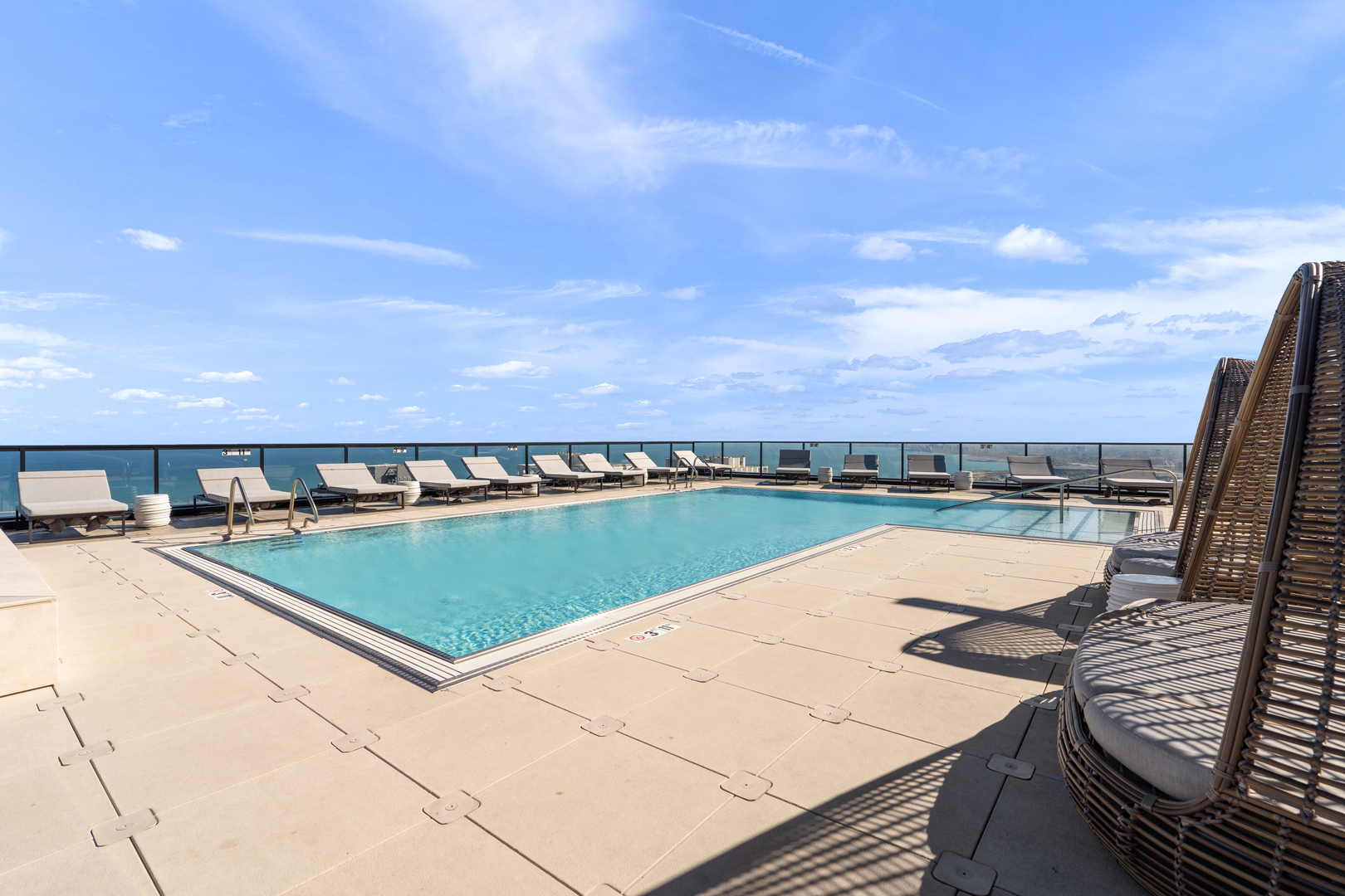 363 E Wacker Dr #1906 Chicago, IL 60601