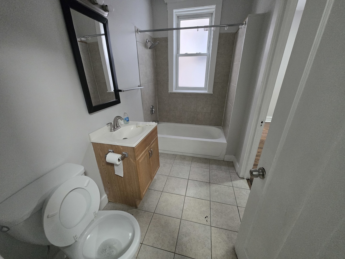 6812 S Cornell Ave #1N Chicago, IL 60649