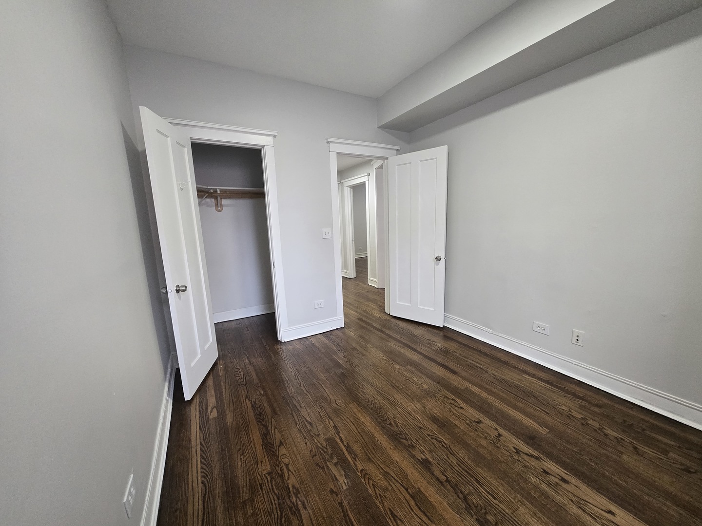 6812 S Cornell Ave #1N Chicago, IL 60649