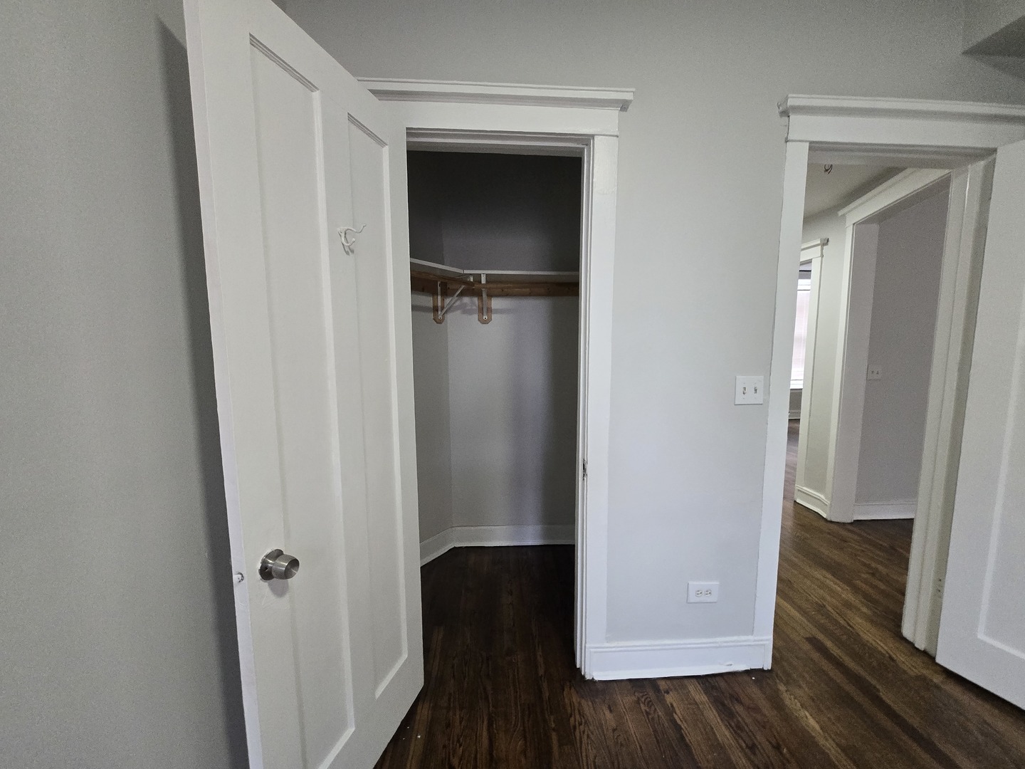 6812 S Cornell Ave #1N Chicago, IL 60649