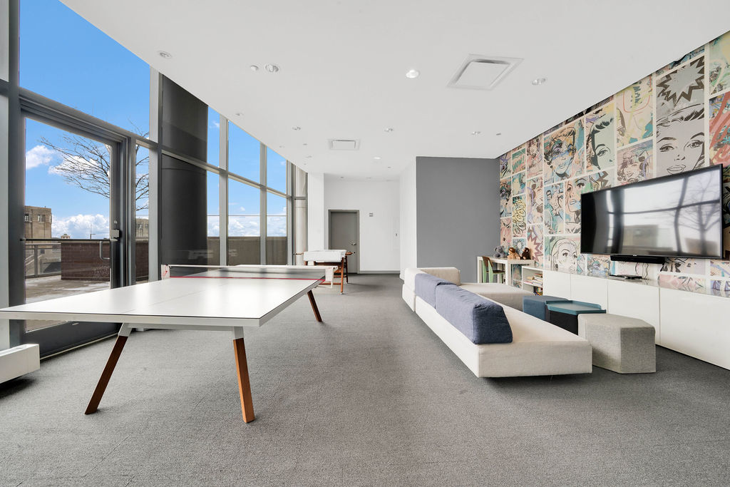 450 E Waterside Dr #2902 Chicago, IL 60601